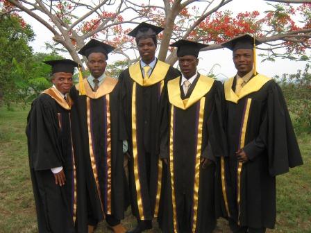 2011 Degree graduates